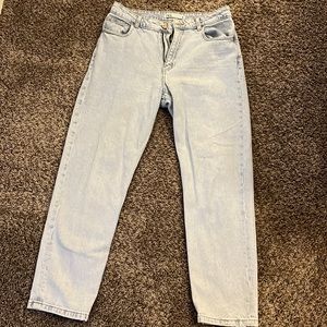 Zara mom fit light-washed jeans Z1975